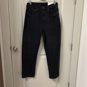 NWT American Eagle highest rise 90’s boyfriend jeans